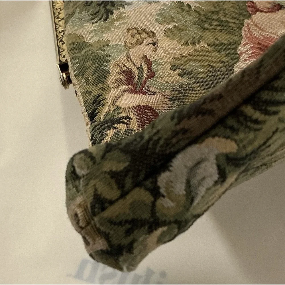 Vintage Delill Tapestry Frame Kisslock Clutch Bag Chain Strap French Rococo 50s